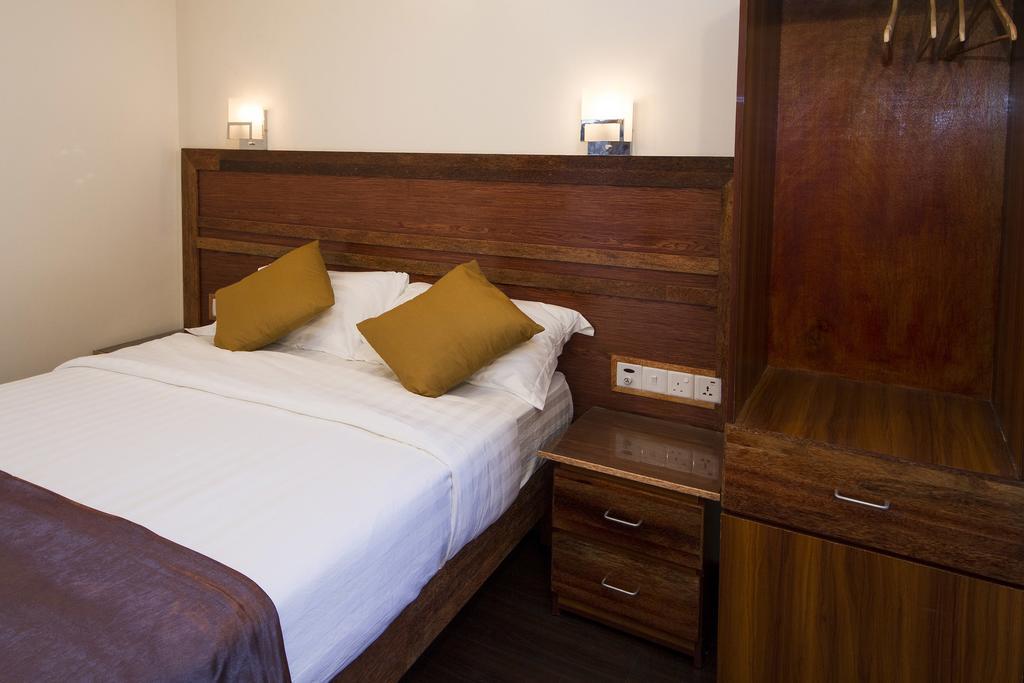 Hotel Tropic Tree Maldives Gulhi Exterior foto